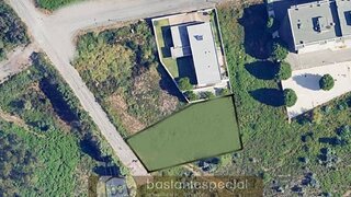 Land for sale in Santa Maria da Feira, Portugal — €75,000