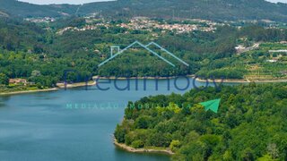 Land for sale in Marco de Canaveses, Portugal — €250,000