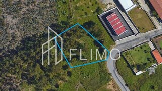 Terreno em Santa Maria da Feira · 1750 m² · 95 000 €