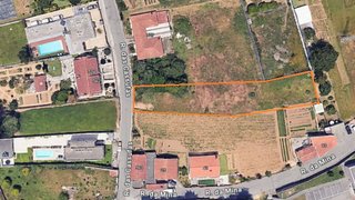 Land for sale in Espinho, Portugal — €89,900