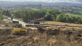 Land for sale in Paredes, Portugal — €650,000