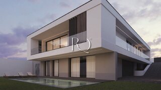 Land for sale in Santa Maria da Feira, Portugal — €80,000