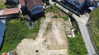 Terreno de 165 m² em Braga
