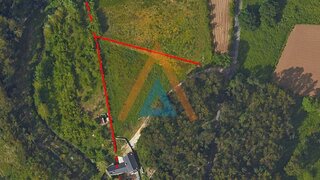 Terreno em Santa Maria da Feira · 2110 m² · 22 000 €