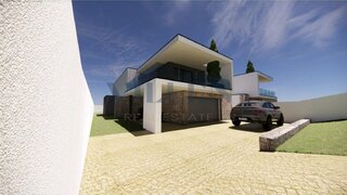 Land for sale in Santo Tirso, Portugal — €76,000