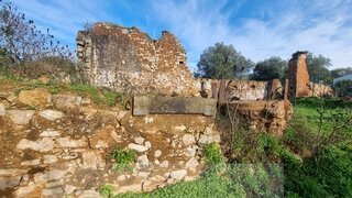 Land for sale in Loulé, Portugal — €249,000