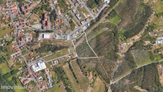 Terreno de 20 000 m² em Leiria