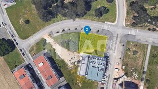 Terreno de 765 m² em Leiria