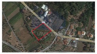Terreno de 2700 m² em Leiria