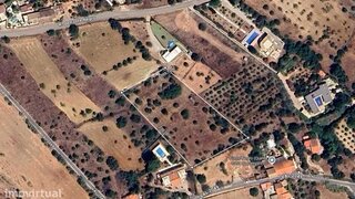 Land for sale in Marinha Grande, Portugal — €170,000