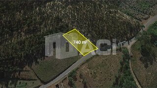 Terreno de 740 m² em Leiria