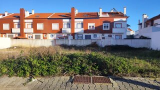Land for sale in Peniche, Portugal — €80,000