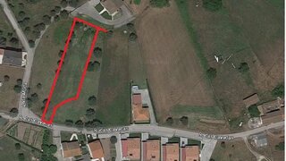 Terreno de 1405 m² em Leiria
