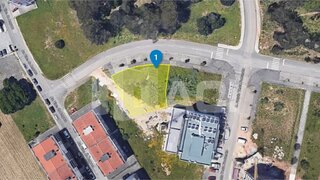 Terreno de 729 m² em Leiria