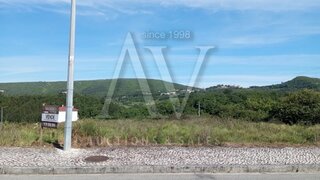 Land for sale in Porto de Mós, Portugal — €28,000