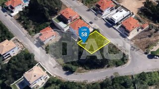 Terreno de 460 m² em Leiria