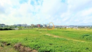 Terreno de 31 120 m² em Faro
