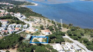 Land for sale in Óbidos, Portugal — €270,000