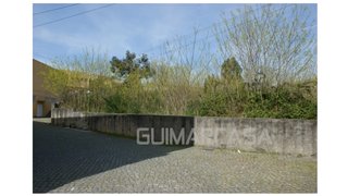 Land for sale in Guimarães, Portugal
