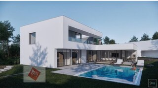 Land for sale in Almada, Portugal — €370,000