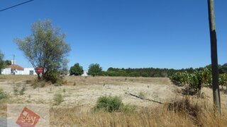 Land for sale in Montijo, Portugal — €55,000