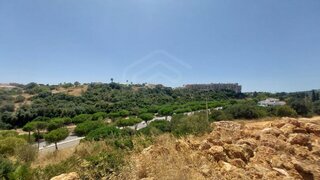 Land for sale in Lagos, Portugal — €820,000