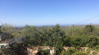 Land for sale in Loulé, Portugal — €180,000