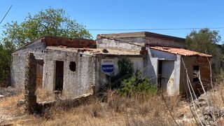 Land for sale in Loulé, Portugal — €750,000