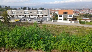 Land for sale in Fundão, Portugal — €75,000