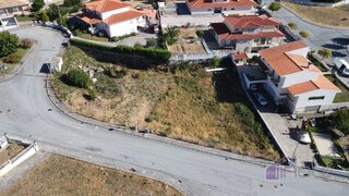 Terreno de 794 m² em Guarda