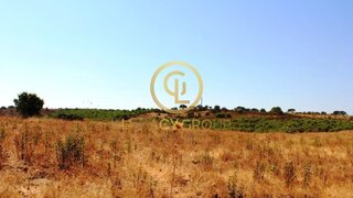 Terreno em Alcoutim · 30 480 m² · 18 500 €