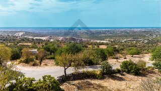 Land for sale in Loulé, Portugal — €250,000