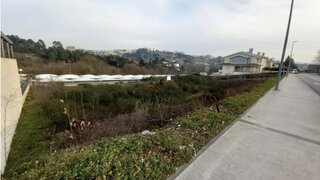 Terreno de 653 m² em Vila Real