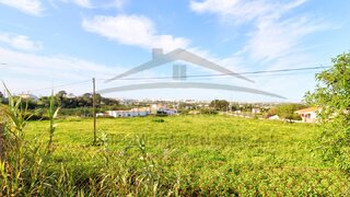 Terreno de 6480 m² em Faro