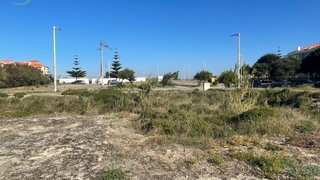 Land for sale in Peniche, Portugal — €424,600
