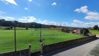 Terreno · 22 040 m² · 450 000 €