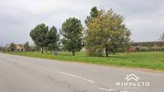 Land for sale in Seia, Portugal — €90,000