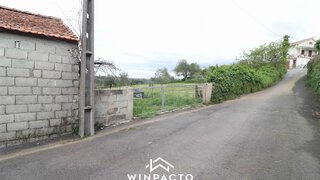 Land for sale in Seia, Portugal — €25,000