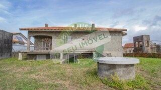 Terreno em Aveiro · 2645 m² · 220 000 €
