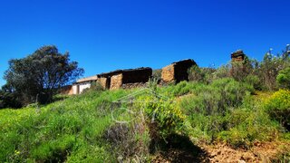 Land for sale in Silves, Portugal — €450,000