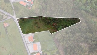 Land for sale in Santo Tirso, Portugal — €175,000