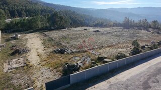 Land for sale in Amarante, Portugal — €400,000