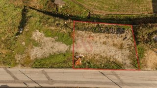 Land for sale in Felgueiras, Portugal — €79,500