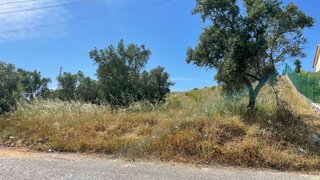 Terreno de 2950 m² em Setúbal