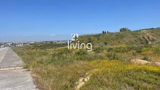 Terreno em Setúbal · 68 440 m² · 2 780 000 €