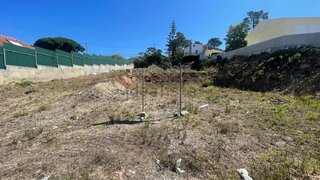 Land for sale in Sesimbra, Portugal — €175,000