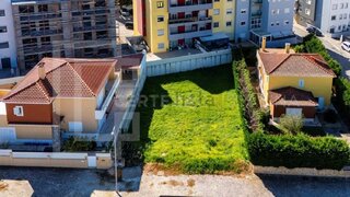 Terreno de 524 m² em Setúbal