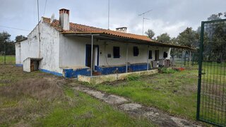 Land for sale in Santiago do Cacém, Portugal — €650,000