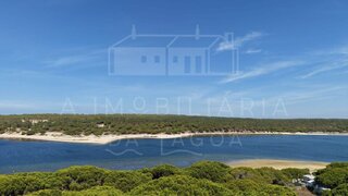 Land for sale in Sesimbra, Portugal — €250,000