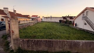 Land for sale in Montijo, Portugal — €94,500